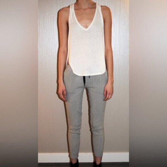 Anthropologie One Grey Day Orion Knit Tank Top Racerback V-neck Cream Size XS - Picture 7 of 16